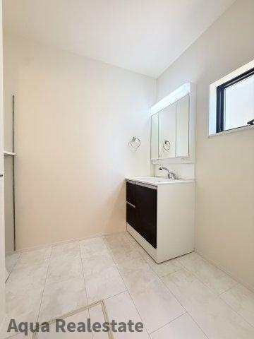 リーブルガーデン高松市多肥上町第九のトイレ|清潔感のあるトイレです