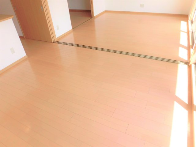 はなみずきの洋室