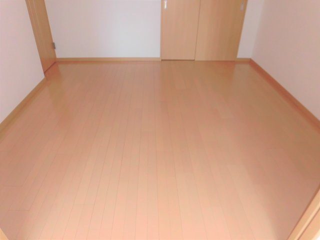 はなみずきの洋室