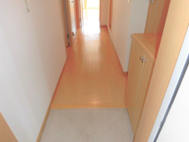 はなみずきの玄関