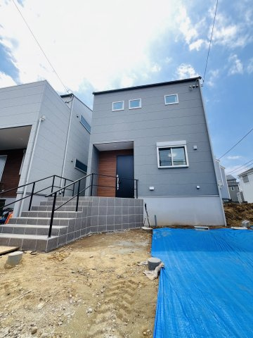 背伸びしない、けど妥協しない。家の外観|この街に、この家が似合う。湘南らしい家族の暮らし。