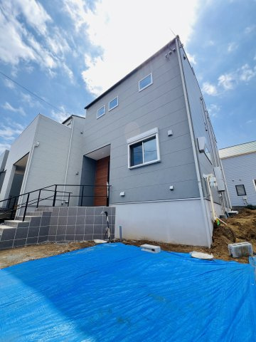 背伸びしない、けど妥協しない。家の外観|家族の“これから”にちょうどいい、等身大のデザイン。