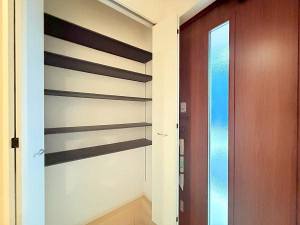 和歌山市杭ノ瀬第3-2号棟　新築戸建の収納