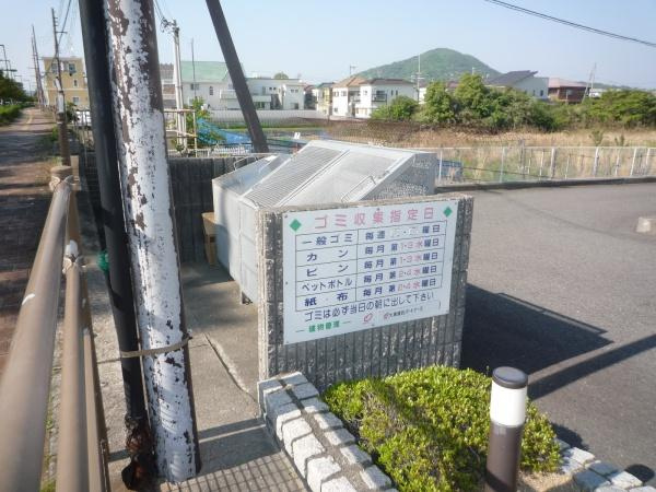 アズゥールのその他