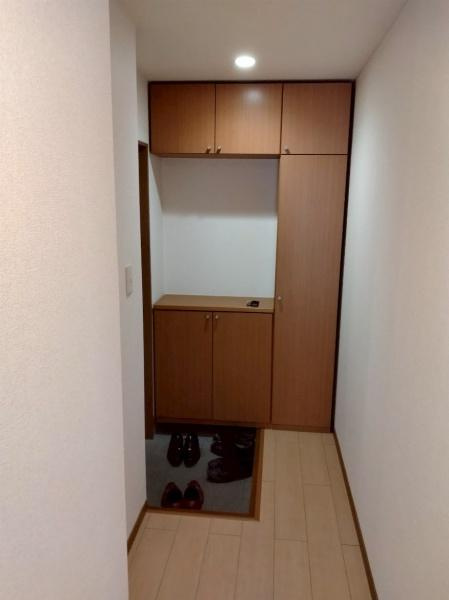アズゥールの玄関
