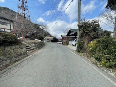 【前面道路含む現地写真】 | 上山市楢下　中古戸建