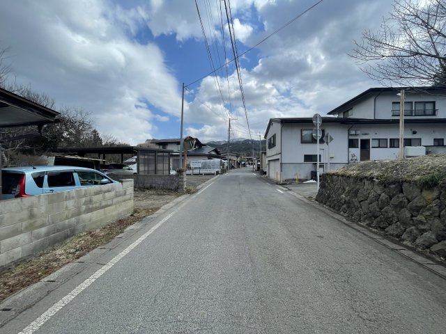 【前面道路含む現地写真】 | 上山市楢下　中古戸建