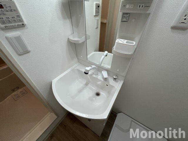 グランハイツ西喜の独立洗面台