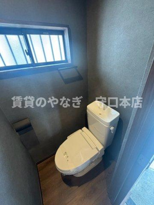 【トイレ】 | 大日ガレージハウス