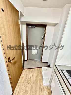 マンション野口2の玄関