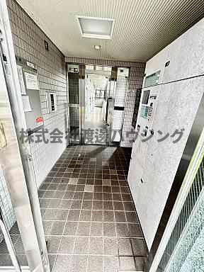 マンション野口2のエントランス