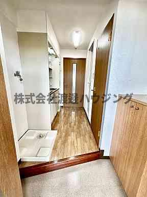 マンション野口2の玄関|廊下