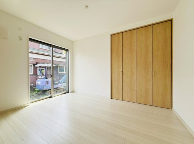 茅ヶ崎市堤　新築平屋戸建の洋室