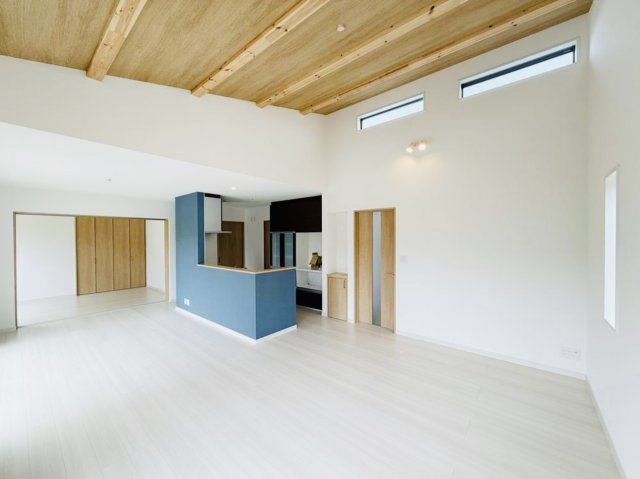 茅ヶ崎市堤　新築平屋戸建の居間・リビング