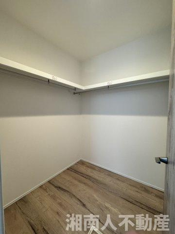 鎌倉市腰越４丁目新築戸建の収納|ゆったりした洋室です