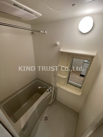 プレサンス梅田北デイズの浴室