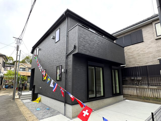 柏市名戸ヶ谷１丁目新築戸建【柏第八小学校：8分】の外観|完成済み内覧可能です！！