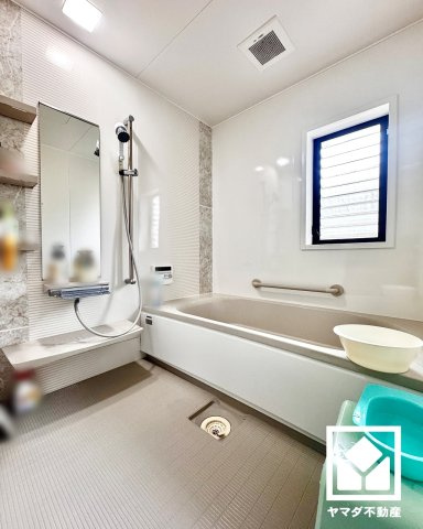 滋賀県彦根市平田町の浴室