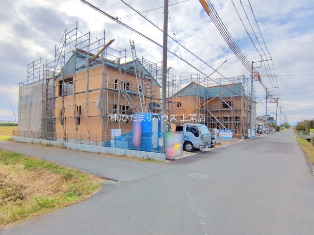 西区島根　新築戸建　リーブルガーデン04の前面道路含む現地写真