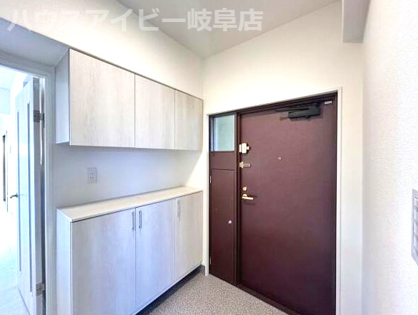 【玄関】の画像