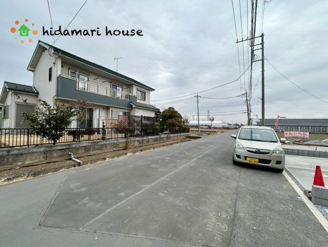 西区島根　新築戸建　リーブルガーデン03の前面道路含む現地写真