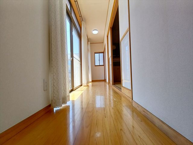 東松山市松山町1丁目　中古戸建の内装|離れ縁側