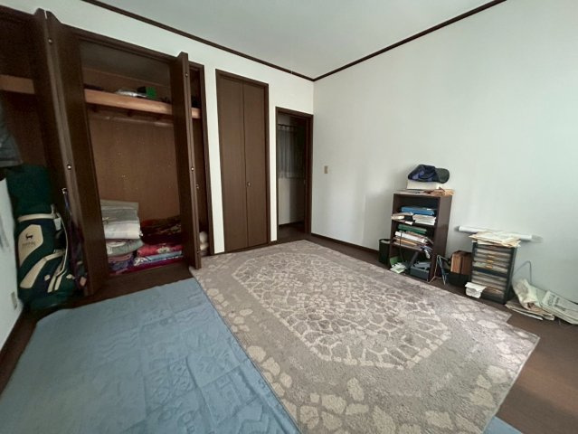 匝瑳市野手　中古戸建の洋室