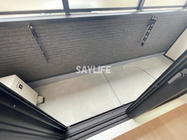 Alivio東大阪Westのバルコニー