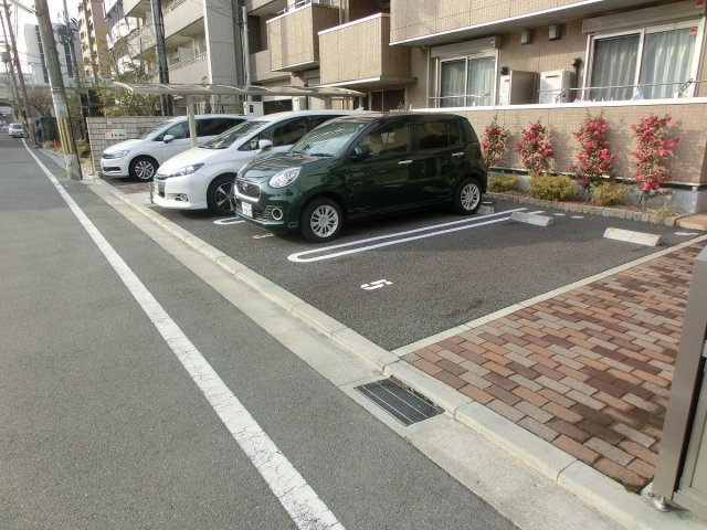 エトワールの駐車場