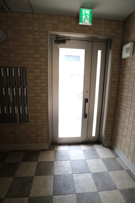 セジュールオッツ八戸ノ里のロビー