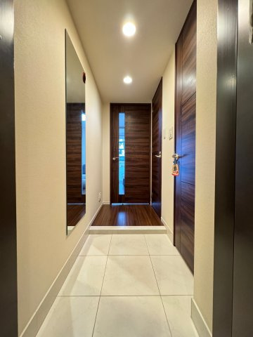 【玄関】 | 【玄関】靴好きには嬉しい、シューズインクローゼット付き◎