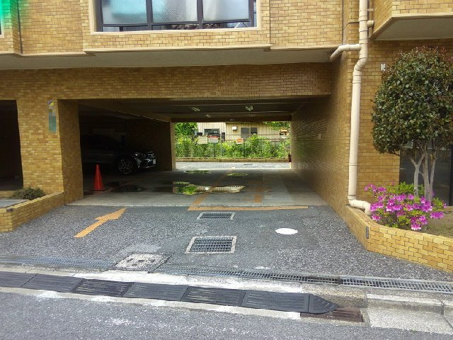 千葉市中央区東千葉２丁目の店舗事務所