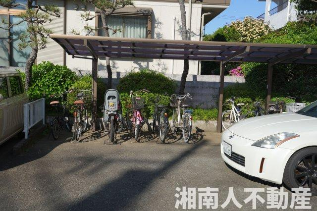 松濤ハイツの駐輪場