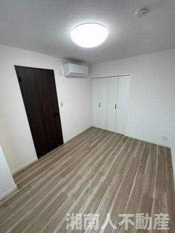 松濤ハイツの洋室|明るい洋室です