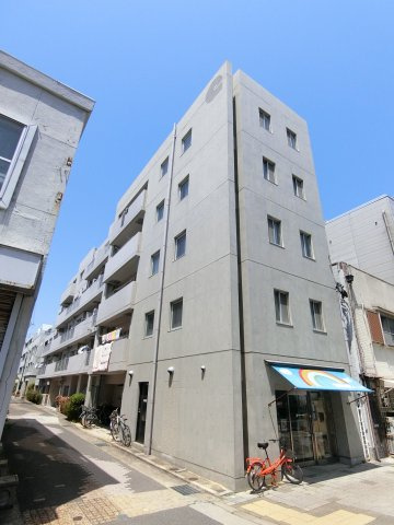 カサベラ鷹取・南館の外観