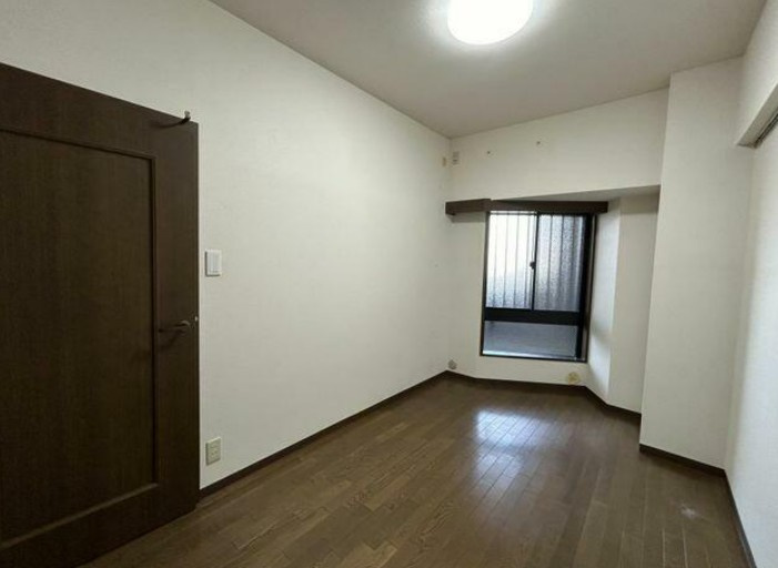 【中古マンション】ルミナス鶴ヶ島の洋室|5.3帖洋室です☆