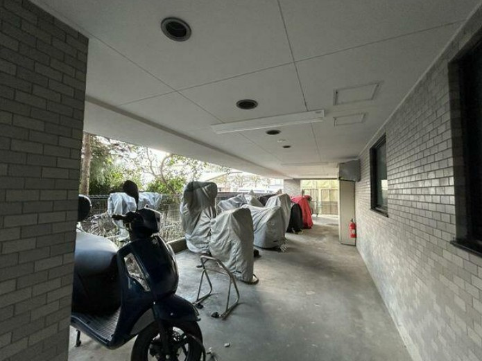【中古マンション】ルミナス鶴ヶ島の設備|バイク置き場