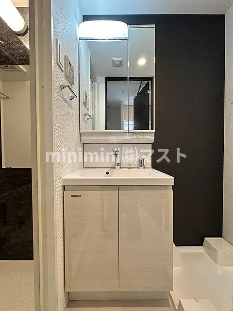 ファーストフィオーレ大阪城イーストの洗面所