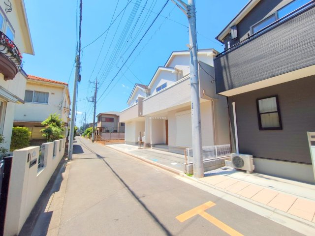 ふじみ野市西２丁目の新築一戸建の前面道路含む現地写真|南東側4.0m公道です。