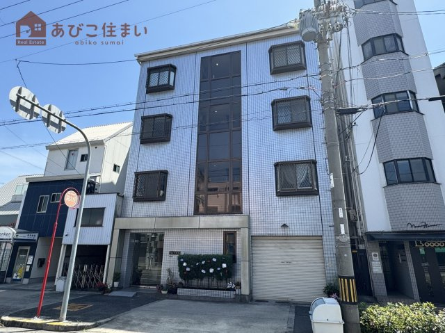 パレナカタ