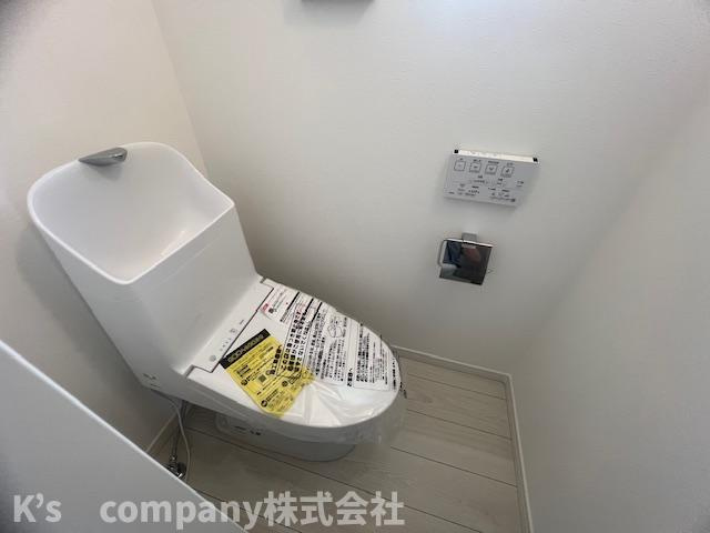 茅ヶ崎市柳島２丁目　新築戸建　2号棟のトイレ|1階トイレ◇◇