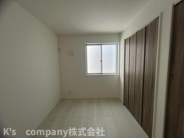 茅ヶ崎市柳島２丁目　新築戸建　2号棟の洋室|5帖◇◇