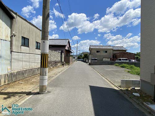 鷹峯南鷹峯町 新築戸建(3号地)の前面道路含む現地写真