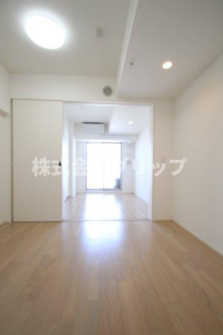 ＷＯＲＶＥ横浜伊勢佐木町の洋室