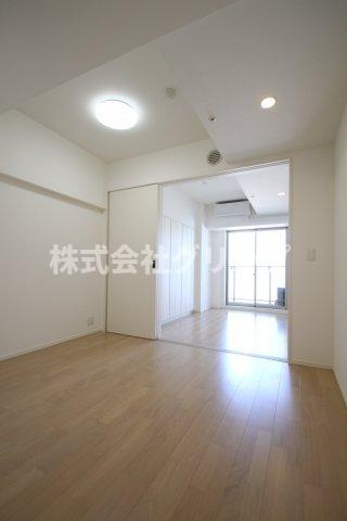 ＷＯＲＶＥ横浜伊勢佐木町の洋室