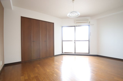 【寝室】 | フェローズ21