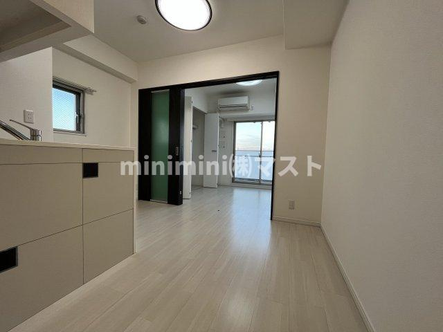 パラゴン小路の居間・リビング