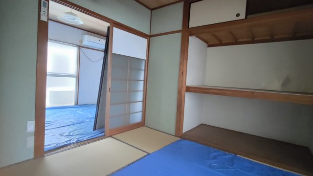 川畑ハイツの居間・リビング