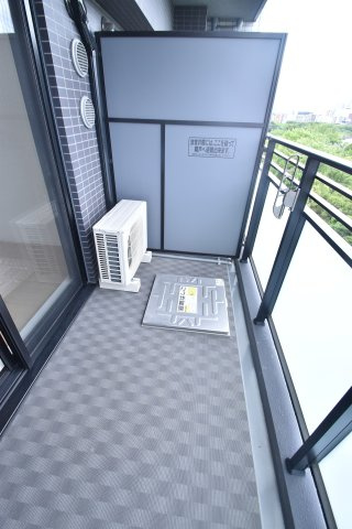 大阪市都島区中野町１丁目の賃貸マンションのバルコニー
