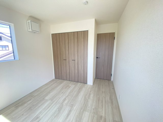 【洋室】 | リナージュ合志市須屋24-1期　1号棟